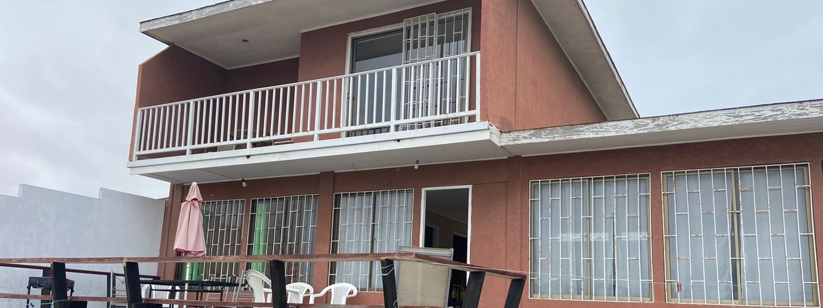 CASA 7 PERSONAS (N°07)